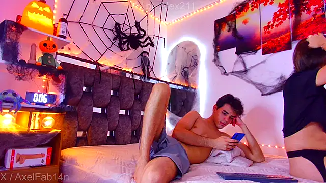 Alex and Fabian online show from October 22, 2025, 8:52 pm