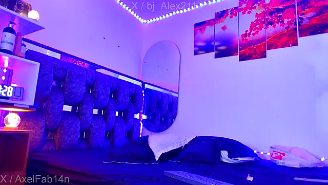 Alex and Fabian online show from November 18, 2025, 8:35 pm