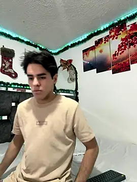 Alex and Fabian online show from December 22, 2025, 3:36 am