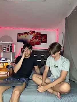 Alex and Fabian online show from May 15, 2026, 2:29 am