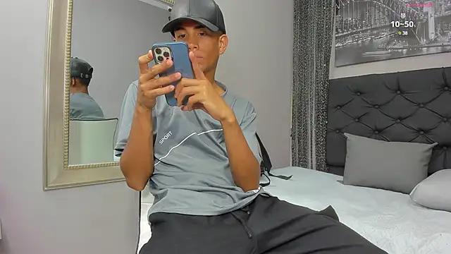 Hotkoljeixxx online show from January 29, 2025, 3:01 am