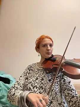 Snapshot of IngridMayer chatting on December 11, 2024, 1:17 pm IngridMayer online show from December 11, 2024, 1:17 pm