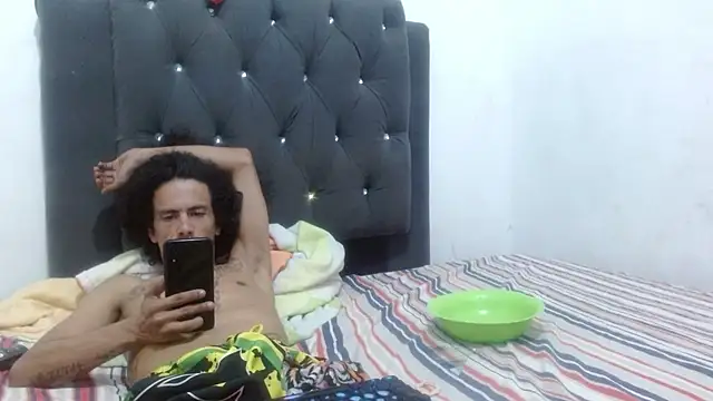 damian bottom bigcock online show from March 1, 2025, 11:15 pm