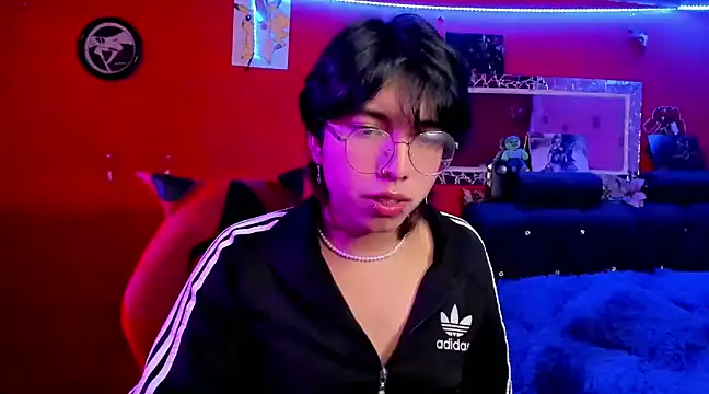 Snapshot of AnggelONfiree chatting on December 14, 2024, 6:13 am AnggelONfiree online show from December 14, 2024, 6:13 am