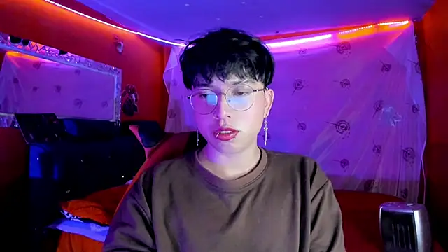 Snapshot of AnggelONfiree chatting on September 17, 2025, 5:31 am AnggelONfiree online show from September 17, 2025, 5:31 am