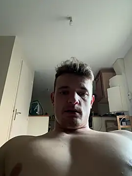 Snapshot of krov chatting on January 13, 2025, 3:26 pm krov online show from January 13, 2025, 3:26 pm