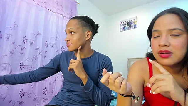 fenixonfire  online show from February 6, 2025, 9:38 pm