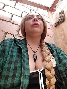 madelaine- online show from May 29, 2026, 4:27 pm