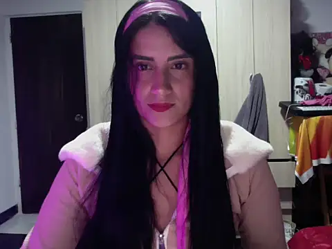 Snapshot of BulmaStar chatting on June 11, 2026, 12:32 am BulmaStar online show from June 11, 2026, 12:32 am