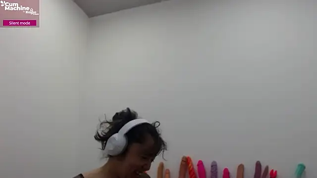 Snapshot of Drool_Sucker chatting on January 11, 2026, 12:21 pm Drool Sucker online show from January 11, 2026, 12:21 pm