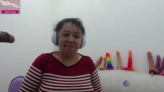 Snapshot of Drool_Sucker chatting on February 3, 2026, 12:21 pm Drool Sucker online show from February 3, 2026, 12:21 pm