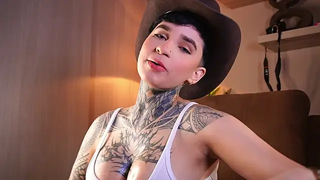 AliceShazaham  online show from July 26, 2026, 6:21 am