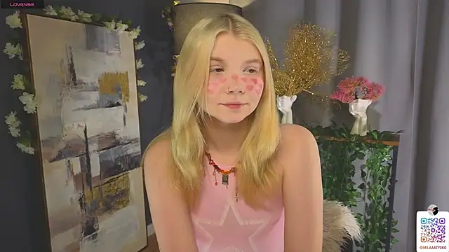 DaisyElmers online show from February 11, 2025, 2:25 am