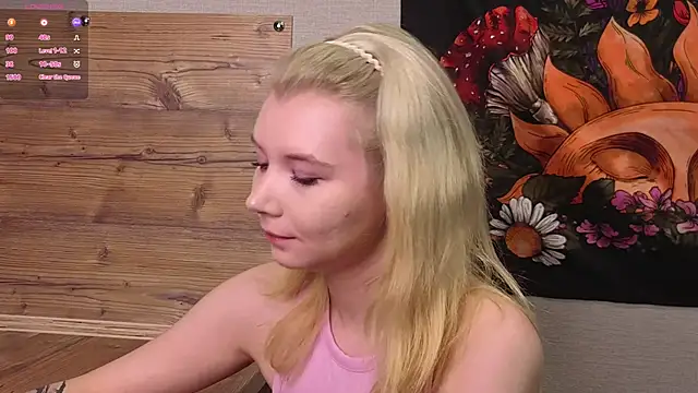 DaisyElmers online show from September 26, 2025, 3:43 am