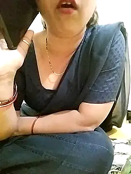 PayalSharmahot143 online show from March 21, 2025, 12:28 pm