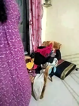 PayalSharmahot143 online show from October 26, 2025, 4:57 pm