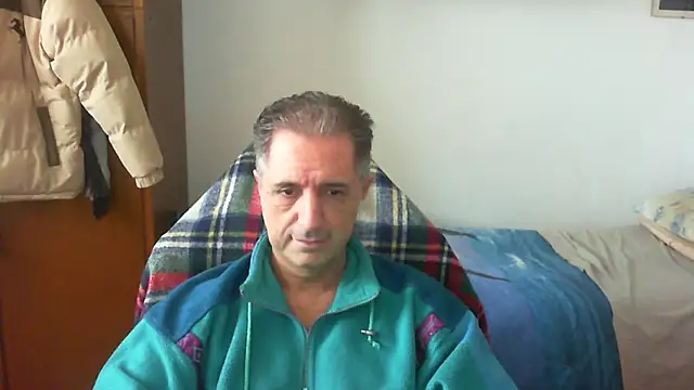 lliuk70mi online show from February 16, 2026, 2:13 pm