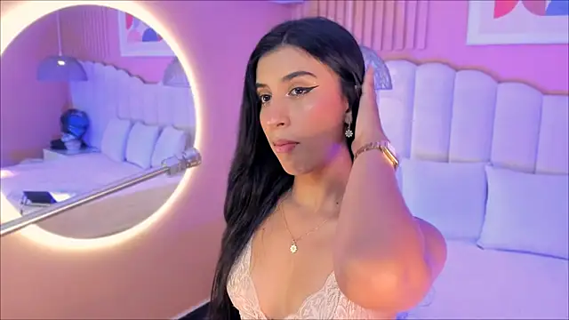 zia cooper online show from October 25, 2025, 7:08 pm