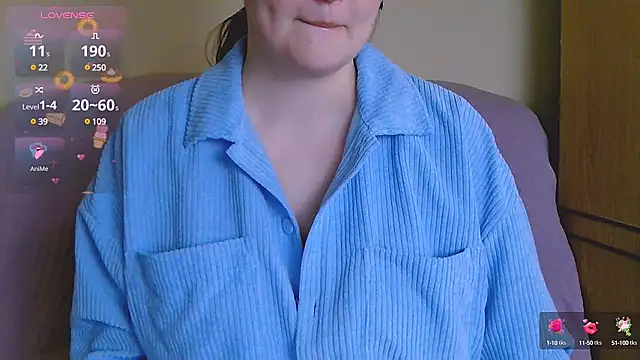 ChubbyMaia online show from February 10, 2025, 9:25 am