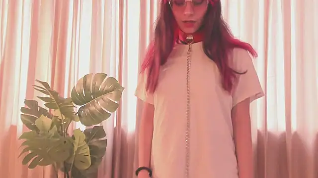 RedMeloddy online show from February 25, 2025, 10:29 pm