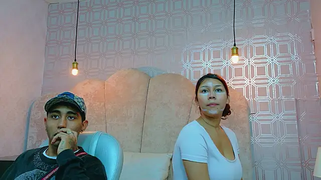 Annyeli online show from November 6, 2025, 11:55 am