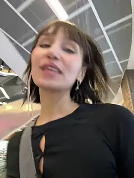 bigbabykiki online show from January 19, 2025, 4:57 pm