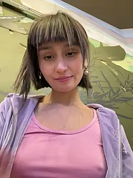 bigbabykiki online show from February 10, 2025, 6:42 am