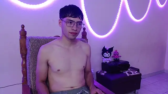 nolanjay  online show from February 18, 2025, 3:32 pm