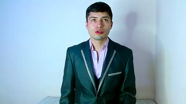 nolanjay  online show from September 27, 2025, 10:37 pm