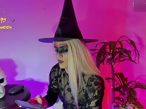 Regiina Doll online show from October 10, 2025, 2:10 am