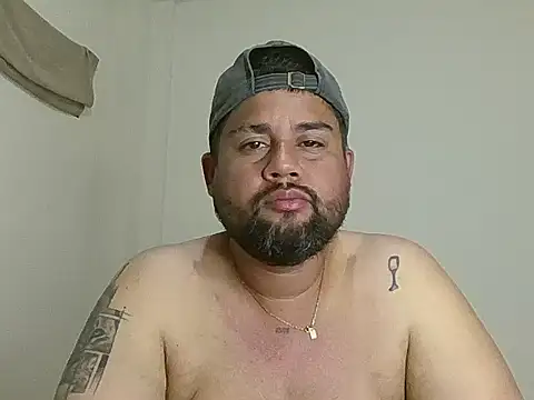 Snapshot of GABRIELGARCIA1313 chatting on June 12, 2026, 11:25 pm GABRIELGARCIA1313 online show from June 12, 2026, 11:25 pm