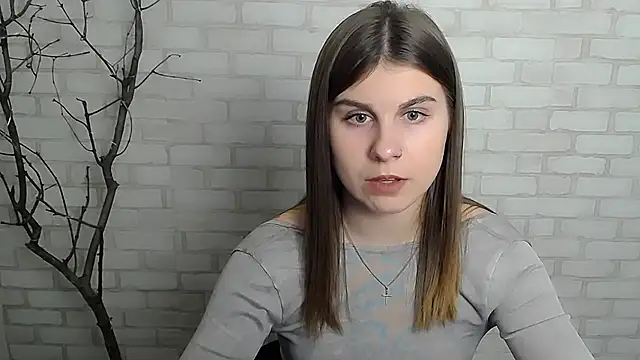 Snapshot of Sweet_Doll_Luna chatting on December 19, 2024, 1:29 pm Sweet Doll Luna online show from December 19, 2024, 1:29 pm