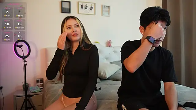 tommy and sophie online show from November 1, 2025, 4:42 pm