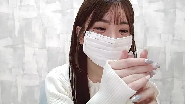 LOVE MOMO LOVE online show from October 5, 2025, 11:41 am