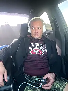 EatMyCake831 online show from December 15, 2025, 6:12 pm