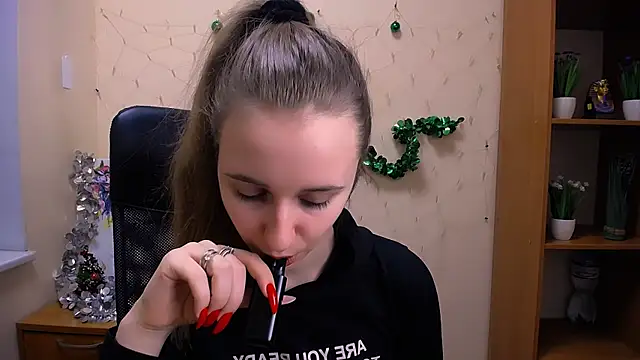  Nicole new online show from December 17, 2024, 12:54 pm