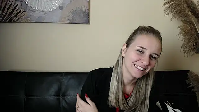  Nicole new online show from November 1, 2025, 10:50 am