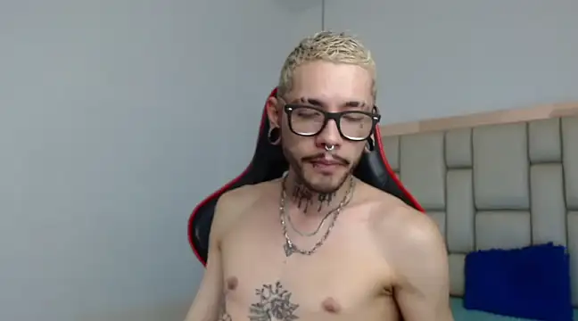 MurdockH online show from January 17, 2025, 4:17 am