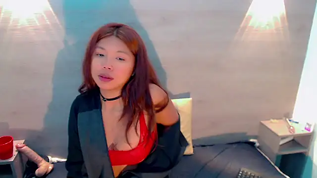 Isalombardi online show from February 17, 2025, 12:54 am