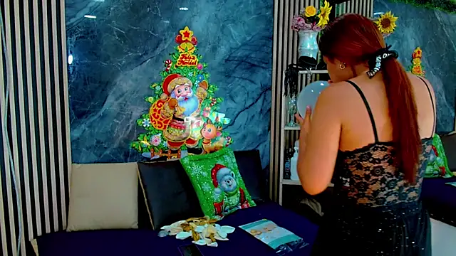 Snapshot of Isalombardi chatting on December 19, 2025, 3:46 am Isalombardi online show from December 19, 2025, 3:46 am