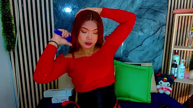 Snapshot of Isalombardi chatting on January 7, 2026, 3:53 am Isalombardi online show from January 7, 2026, 3:53 am