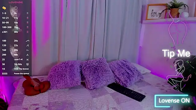 valerywalkeer7 online show from June 10, 2026, 7:02 pm