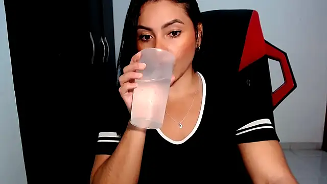 meghan2 online show from March 12, 2026, 2:39 am