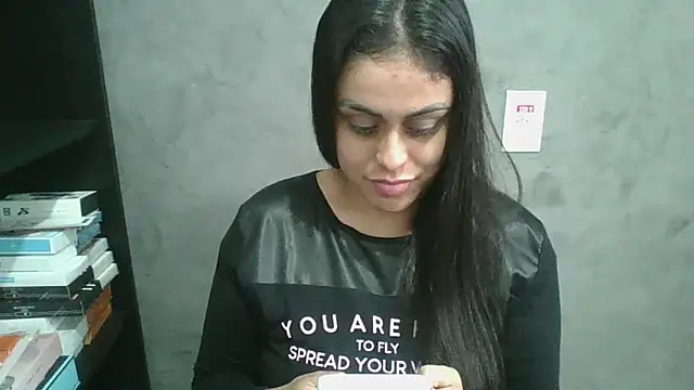 Snapshot of amorinha99 chatting on May 16, 2026, 6:28 pm amorinha99 online show from May 16, 2026, 6:28 pm