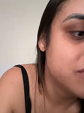 Snapshot of amorinha99 chatting on May 18, 2026, 1:06 pm amorinha99 online show from May 18, 2026, 1:06 pm