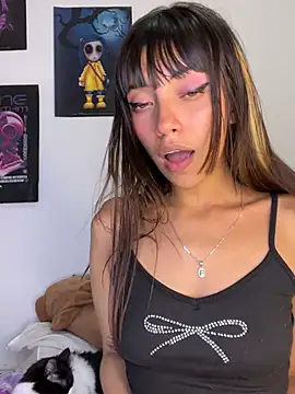 MiaGoth  online show from May 31, 2026, 10:33 pm