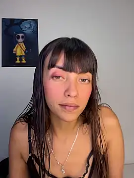 MiaGoth  online show from June 6, 2026, 1:21 am