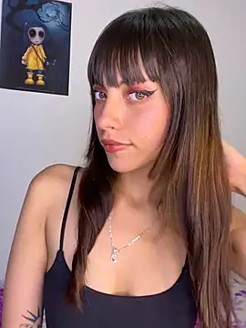 Snapshot of MiaGoth_ chatting on June 13, 2026, 12:52 am MiaGoth online show from June 13, 2026, 12:52 am