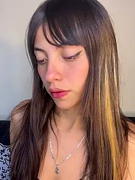 Snapshot of MiaGoth_ chatting on June 27, 2026, 1:54 am MiaGoth online show from June 27, 2026, 1:54 am