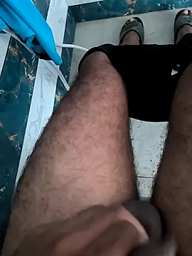 yourboy2000   online show from September 10, 2025, 1:38 am